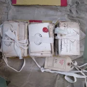 Каханне, сямейныя драмы і просьбы не ўцякаць. Што пісалі палонным вайскоўцам іх блізкія некалькі стагоддзяў таму