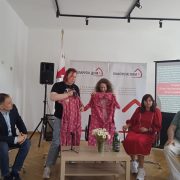 «Усе шчыра верылі, што нас будуць ратаваць». Што праходзяць палітзняволеныя ў Беларусі