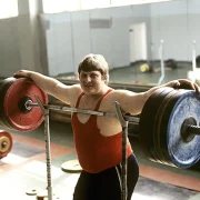 Рэкардсмен, алімпіец, адзін з самых вядомых цяжкаатлетаў. Гісторыя самага моцнага беларуса Леаніда Тараненкі