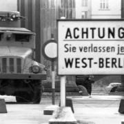 Навошта пабудавалі Берлінскую сцяну? Каротка расказваем яе гісторыю