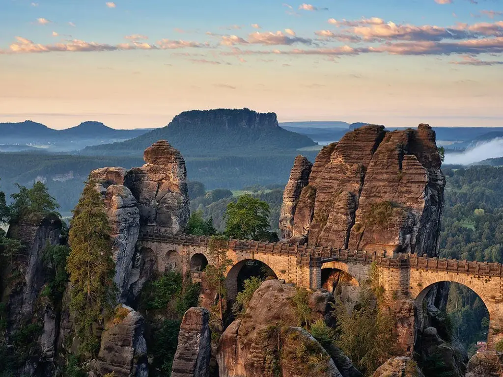 Баштай у Саксонскай Швейцарыі, Германія, прыгожыя месцы ў Германіі