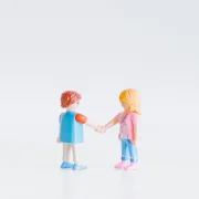 Шэсць руканняў. Як свет аказаўся звязаным