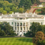 Тры скандалы Белага дома, пра якія вы маглі не ведаць