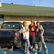 Трое дзяўчын у машыне, калі не лічыць журналіста. Як беларускі і ўкраінка везлі дапамогу ва Украіну